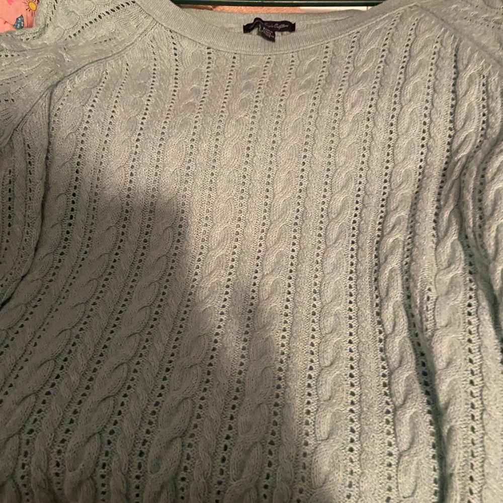 Women’s good condition sweater